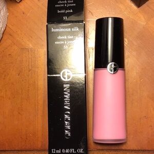 Armani Beauty
Luminous Silk Cheek Tint (Bold Pink #53)